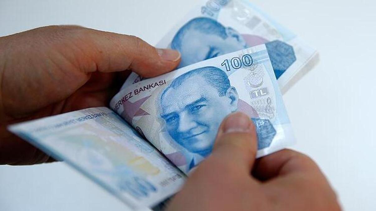 İhbar edene 6 bin lira ödül var Sosyal medyada hacizli araba avcıları aranıyor İhbar edene 6 bin lira ödül var Sosyal medyada hacizli araba avcıları aranıyor