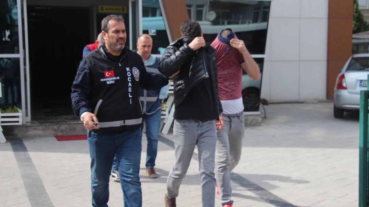 Zorla senet imzalatan işitme engelliler tutuklandı