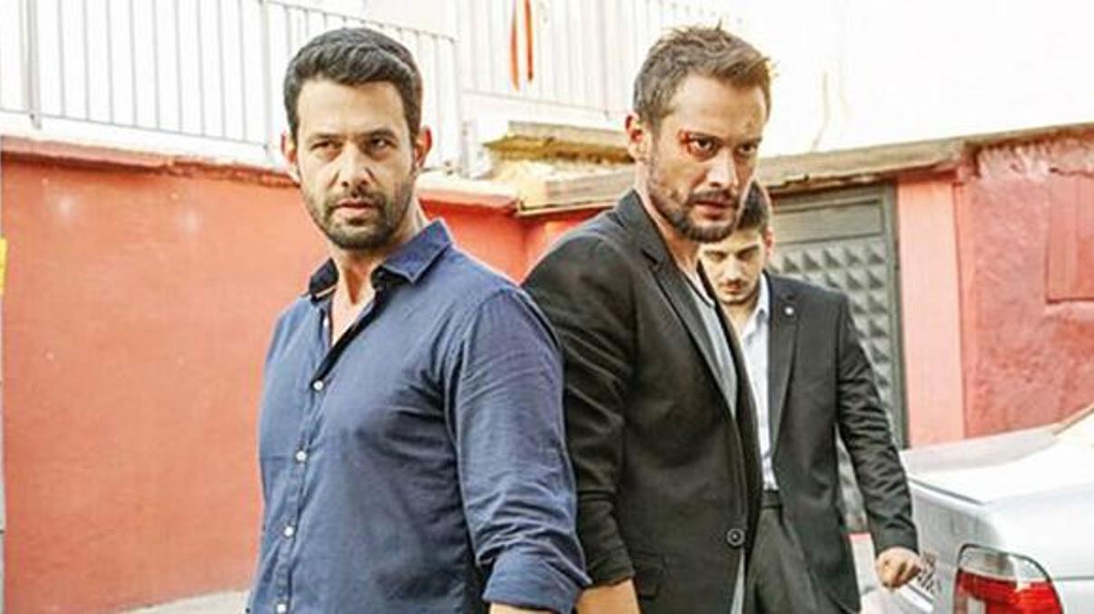 Keremcem sette dövüşürken sakatlandı Keremcem sette dövüşürken sakatlandı