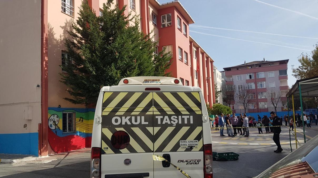 Son dakika... Eylüle çarpan servis şoförü tutuklandı Son dakika... Eylüle çarpan servis şoförü tutuklandı