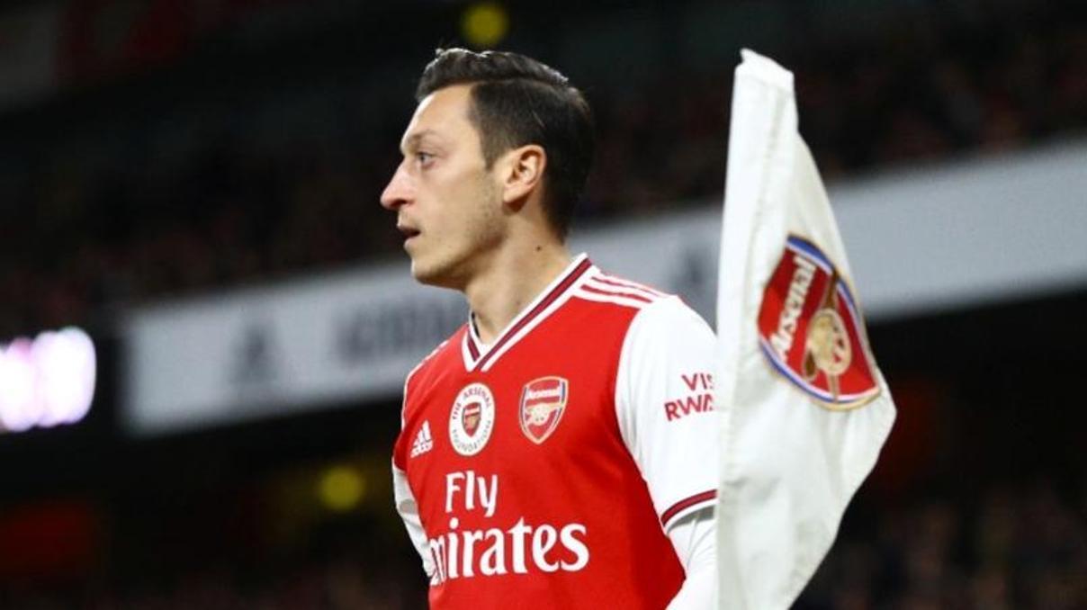 Mesut Özil PESin Çin sürümünden çıkarılıyor Mesut Özil PESin Çin sürümünden çıkarılıyor
