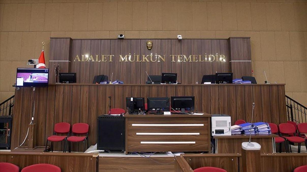 Eski HSYK üyesi Ahmet Kayaya FETÖ üyeliğinden 12 yıl hapis
