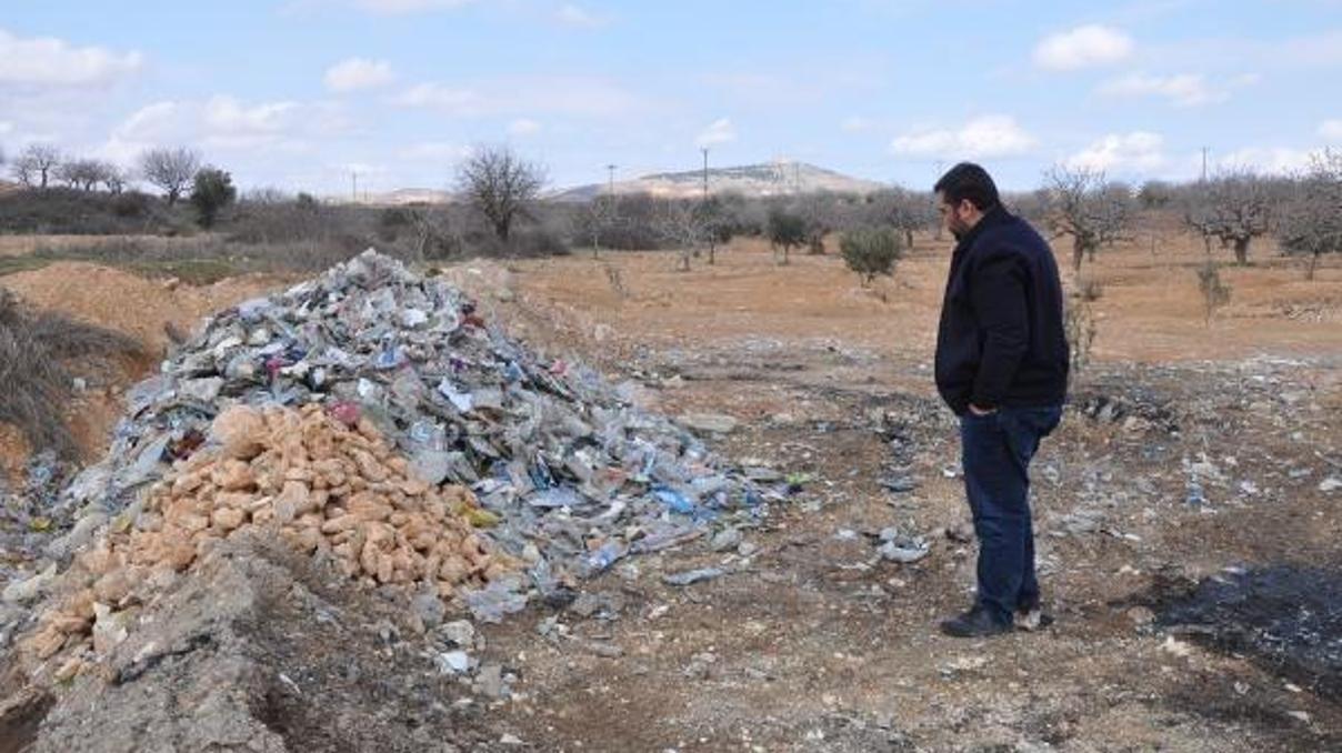 Fıstık tarlasındaki atık yığınına tepki Fıstık tarlasındaki atık yığınına tepki