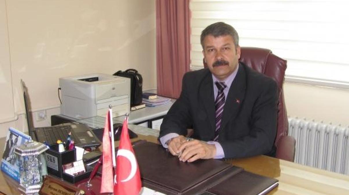 Okul müdürü, 2 kız öğrenciye tacizden tutuklandı Okul müdürü, 2 kız öğrenciye tacizden tutuklandı