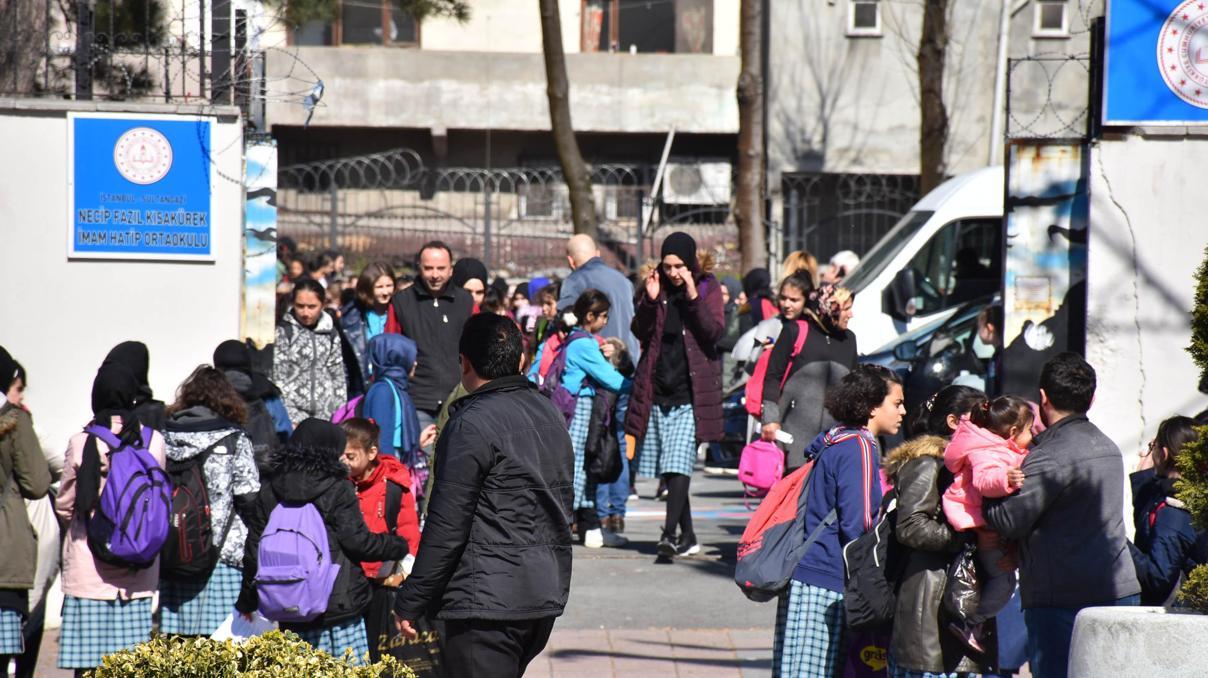 Okulda yapılan dezenfeksiyondan 11 öğrenci zehirlendi