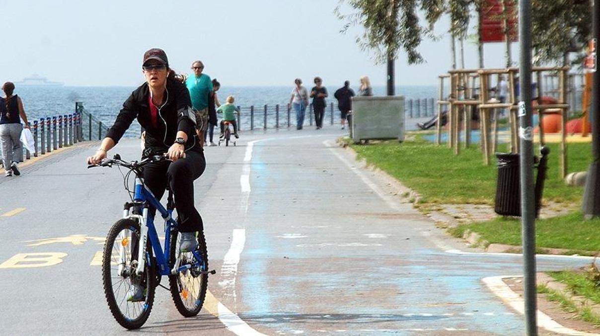 Çevre ve Şehircilik Bakanı Murat Kurum: 4 bin 775 kilometre bisiklet yolu yapacağız Çevre ve Şehircilik Bakanı Murat Kurum: 4 bin 775 kilometre bisiklet yolu yapacağız