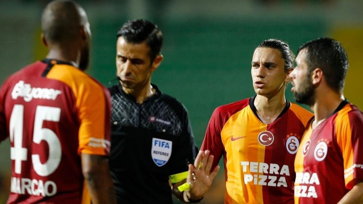 Galatasaray Alanyada dağıldı Galatasaray Alanyada dağıldı