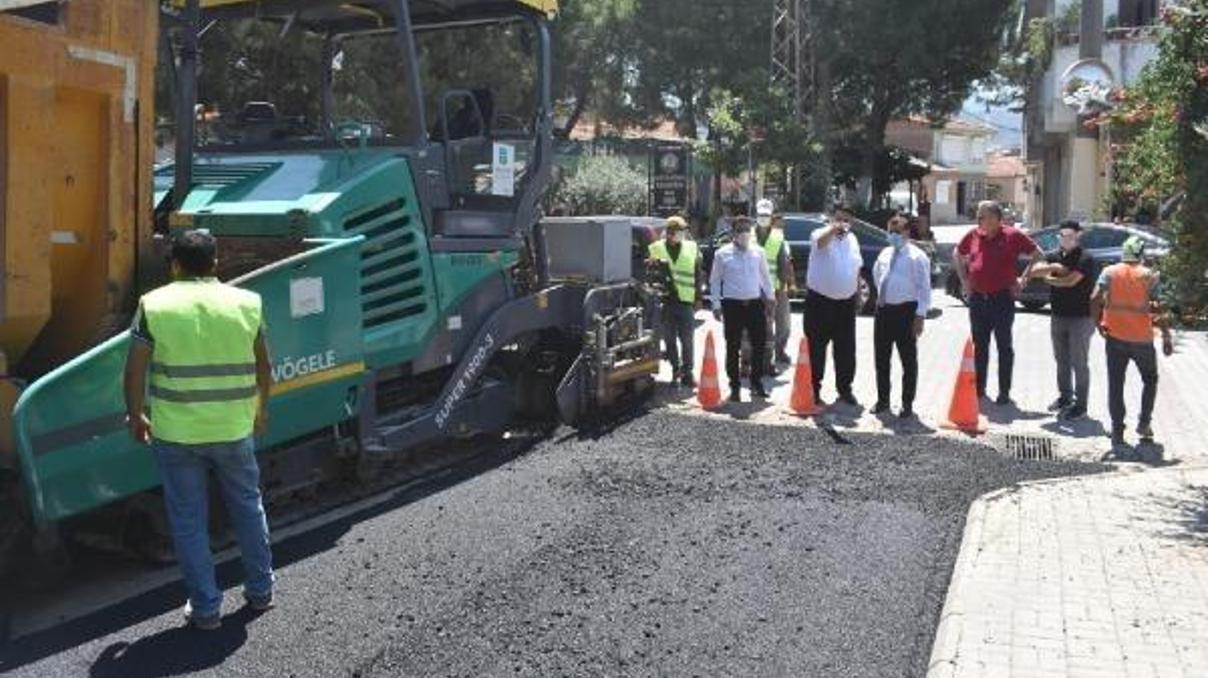 Balıkesirde asfalt çalışmaları sürüyor Balıkesirde asfalt çalışmaları sürüyor