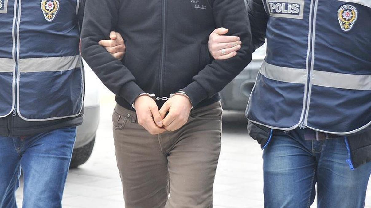 İstanbul merkezli 15 ilde FETÖ operasyonu: 44 gözaltı İstanbul merkezli 15 ilde FETÖ operasyonu: 44 gözaltı
