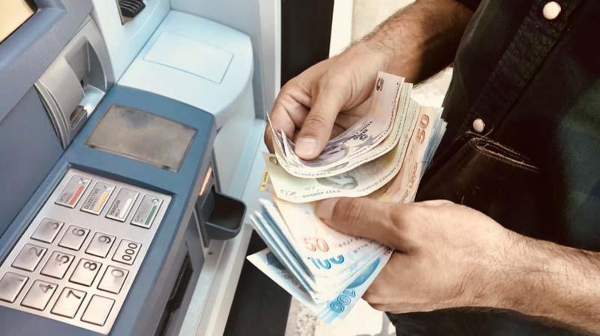 Kamu işçilerinin 13 günlük ilave tediyeleri bugün hesaplara yatırılacak