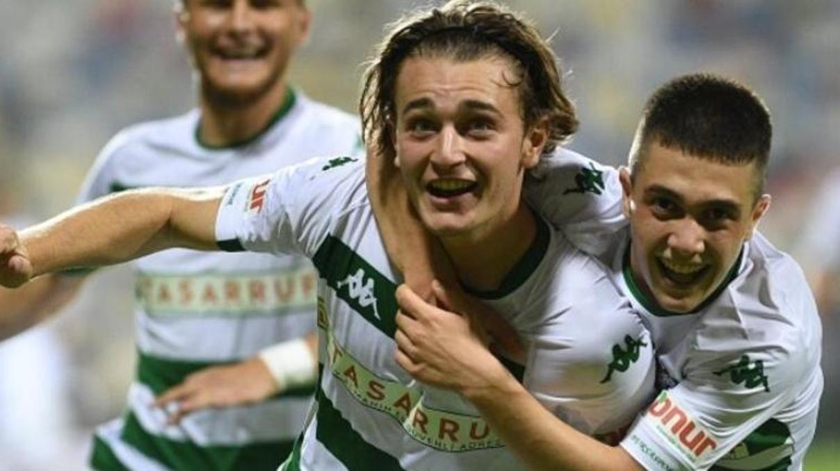 FM 2021 Türk wonderkid listesi / Football Manager en iyi genç futbolcular FM 2021 Türk wonderkid listesi / Football Manager en iyi genç futbolcular