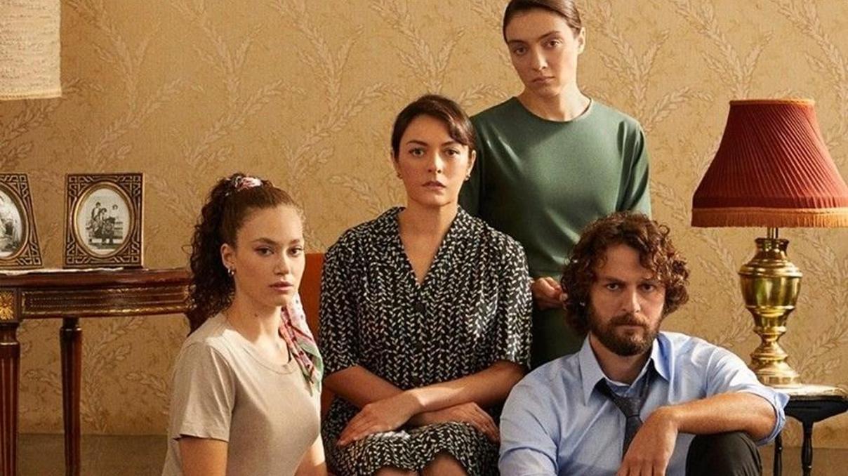 Rüyayı kim oynuyor Masumlar Apartmanı Rüya kimdir Melisa Şenolsun canlandırıyor Melisa Şenolsun kaç yaşında, nereli