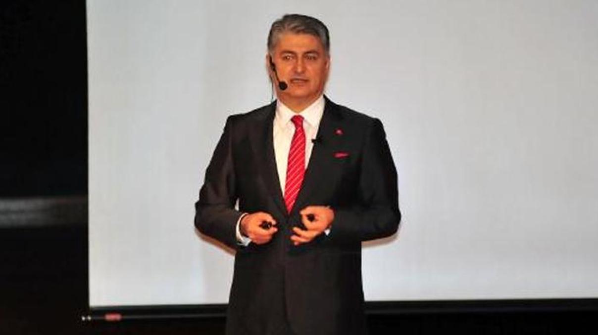 TOGG Ceosu Karakaş, Bursa Uludağ Üniversitesinin akademik yılı açılışına katıldı