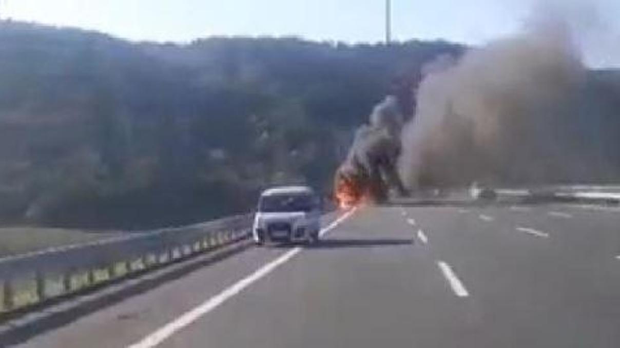 Kuzey Marmara Otoyolunda TIR yangını