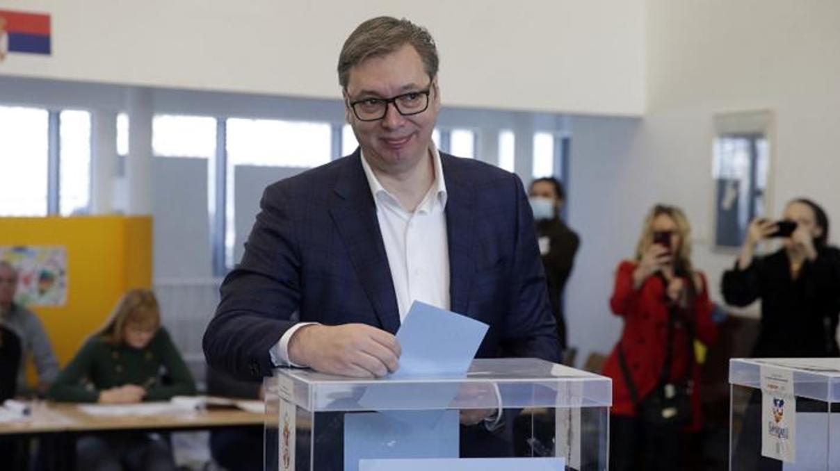 Sırbistan Cumhurbaşkanı Vucic seçimi yeniden kazandı