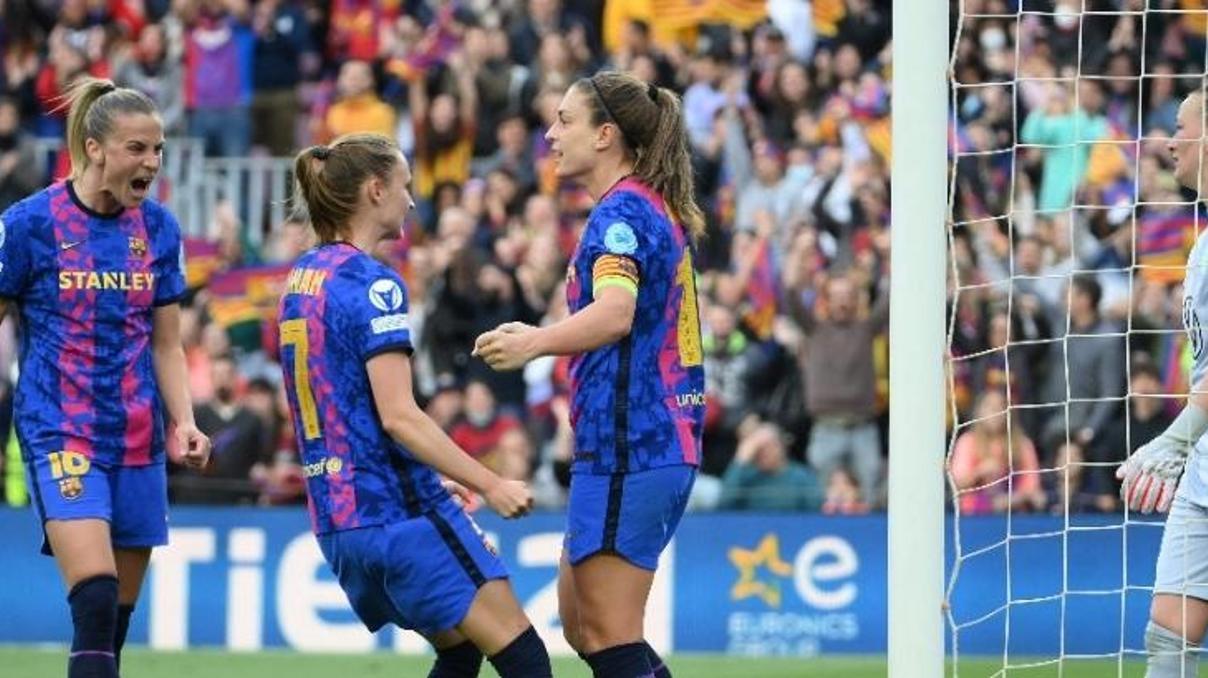Barcelona-Wolfsburg maçı futbol tarihine geçti