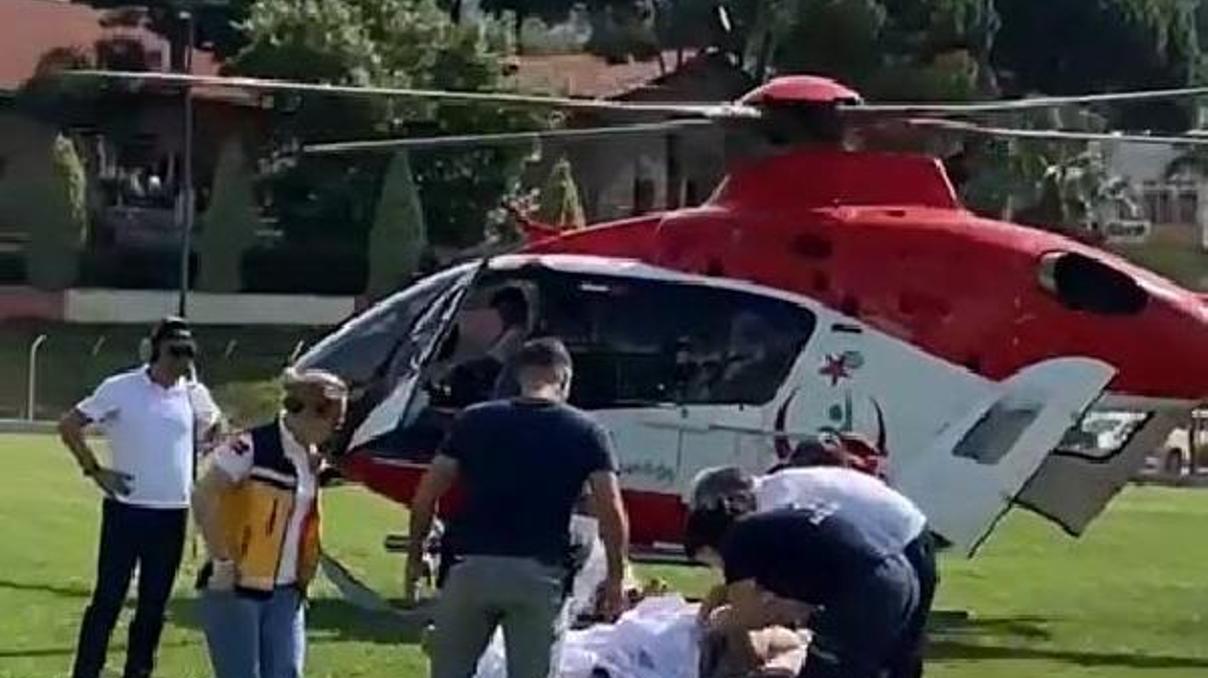 Elektrikli bisikletle çarpışan motosikletin polis memuru olan sürücüsü ağır yaralandı Elektrikli bisikletle çarpışan motosikletin polis memuru olan sürücüsü ağır yaralandı