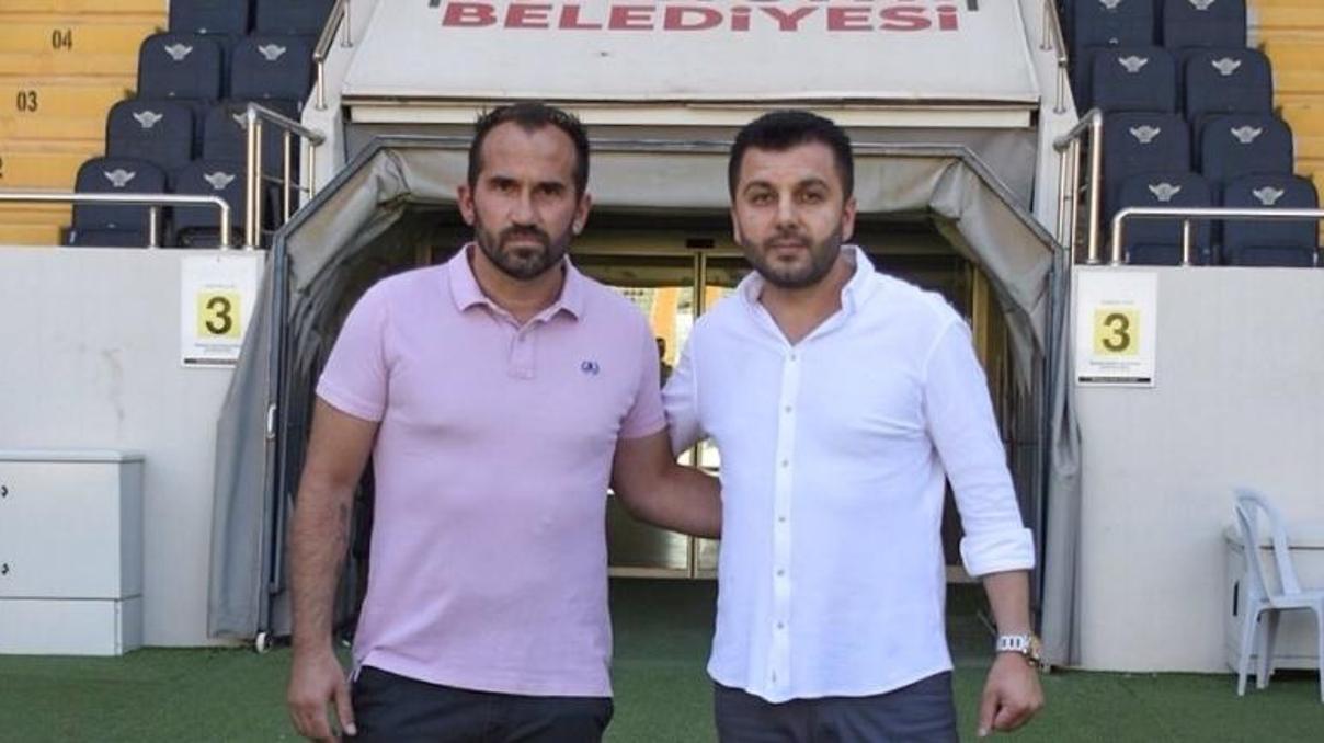 Theofanis Gekas Akhisarspora geri döndü Theofanis Gekas Akhisarspora geri döndü