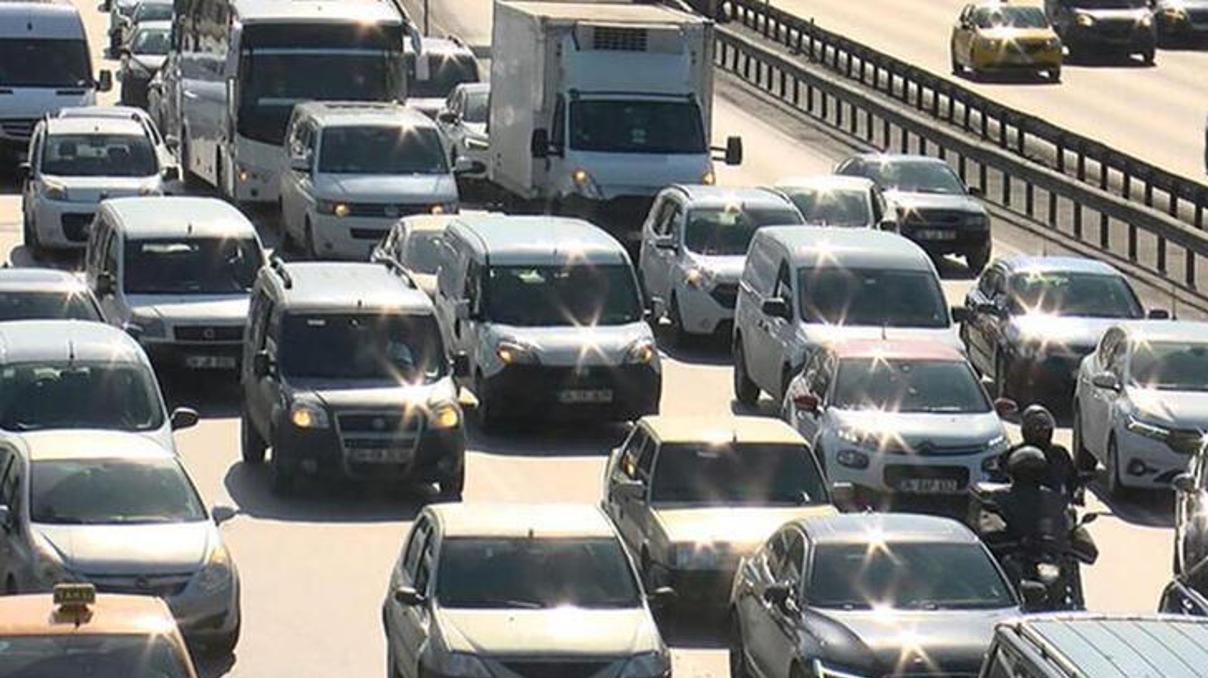 Haziranda trafiğe kaydı yapılan araç sayısı arttı