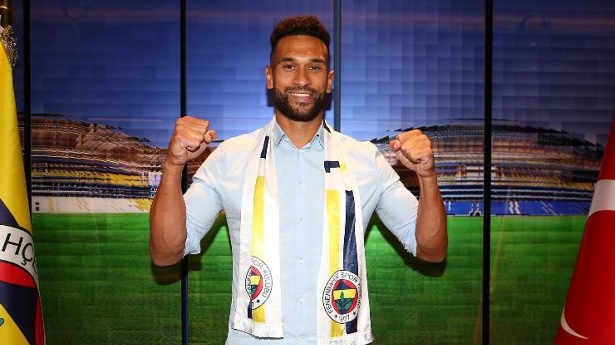 Fenerbahçe Steven Caulkerın sözleşmesini feshetti Fenerbahçe Steven Caulkerın sözleşmesini feshetti