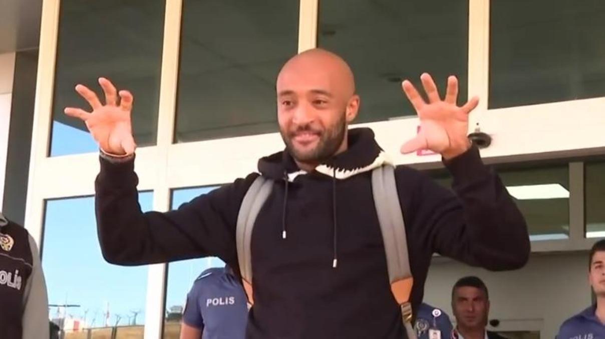 Beşiktaşın yeni transferi Nathan Redmond İstanbula geldi