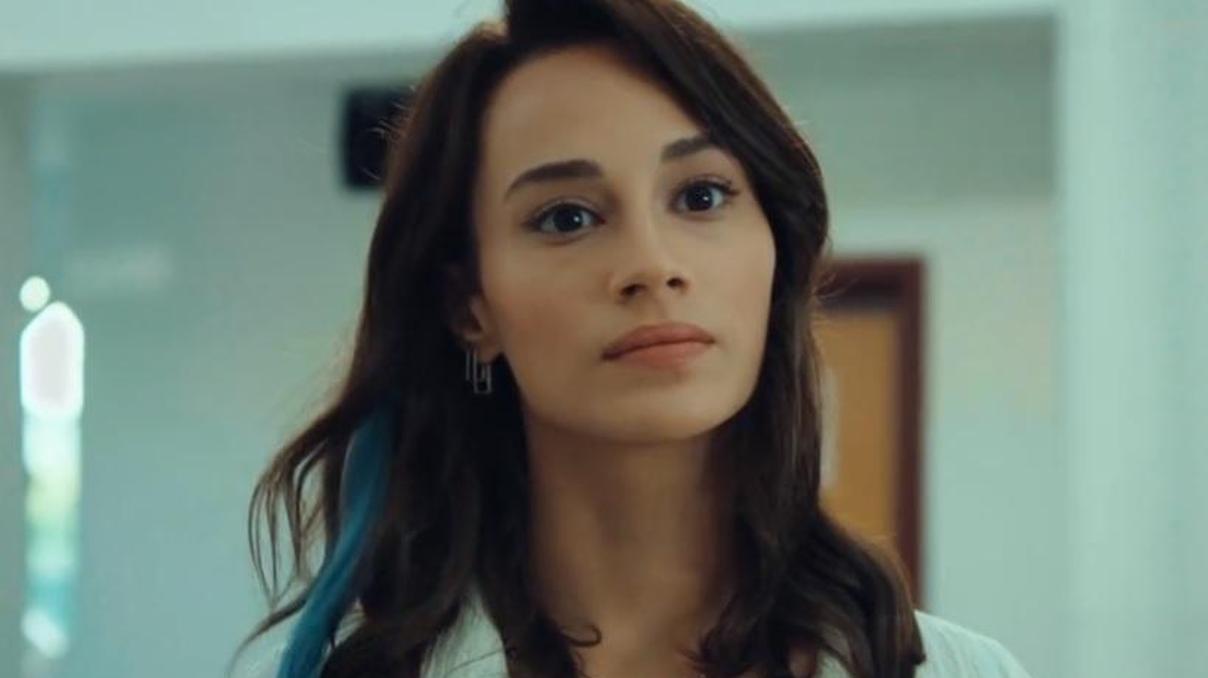 Tozluyaka Mavi kaç yaşında Tozlu Yaka dizisi Mavi kimdir Sude Zulal Güler hangi dizilerde oynadı Tozluyaka Mavi kaç yaşında Tozlu Yaka dizisi Mavi kimdir Sude Zulal Güler hangi dizilerde oynadı