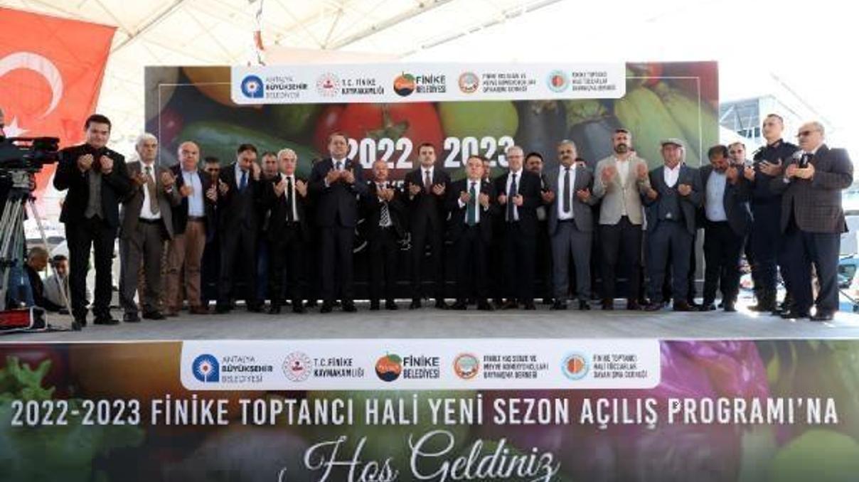 Finike Toptancı Halinin yeni sezonu törenle başladı