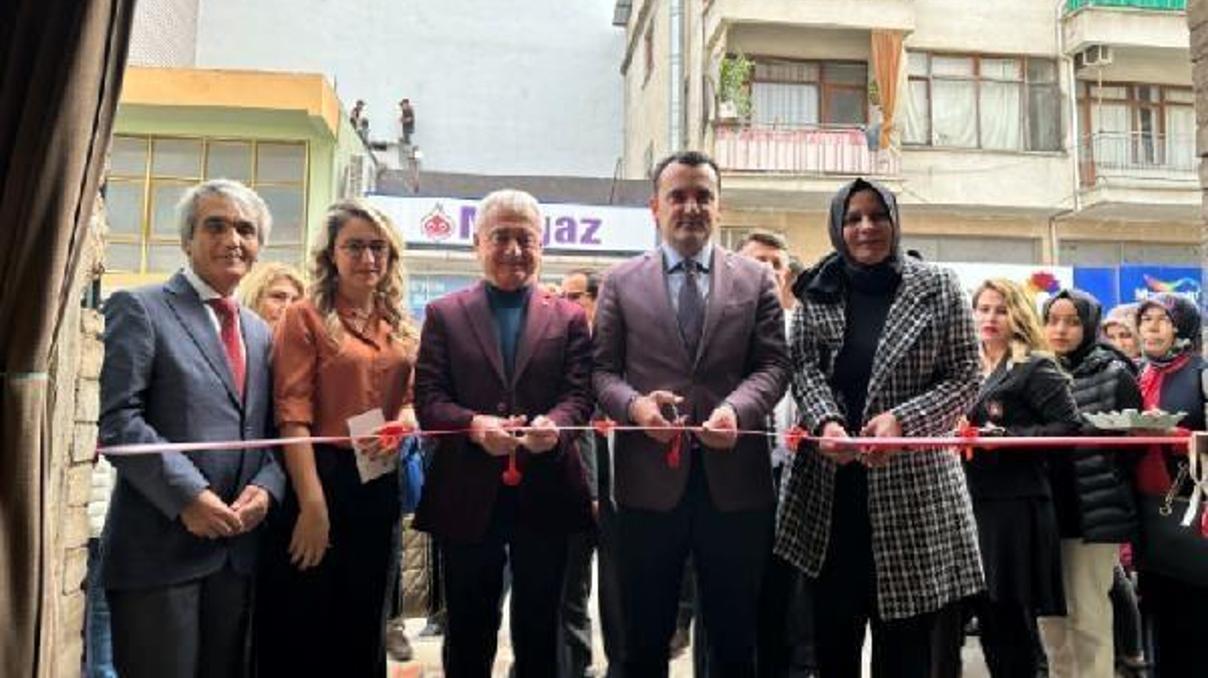 Likya Taşın Yolculuğu takı tasarımı sergisi Likya Taşın Yolculuğu takı tasarımı sergisi