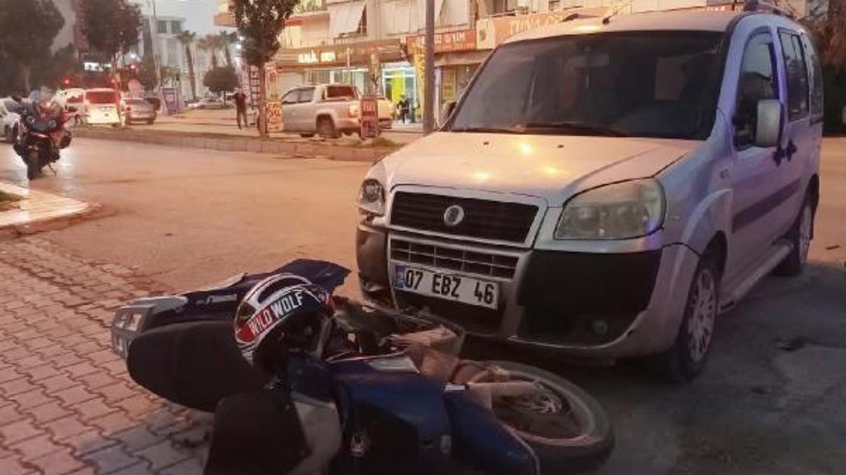 Ticari araçla çarpışan motokurye yaralandı