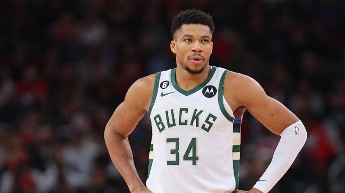 NBAde dev takas Antetokounmpo takım değiştirdi... NBAde dev takas Antetokounmpo takım değiştirdi...