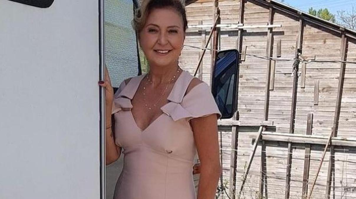 Bir Küçük Gün Işığı Lamia kimdir Tuna Arman kaç yaşında Tuna Arman nereli, evli mi