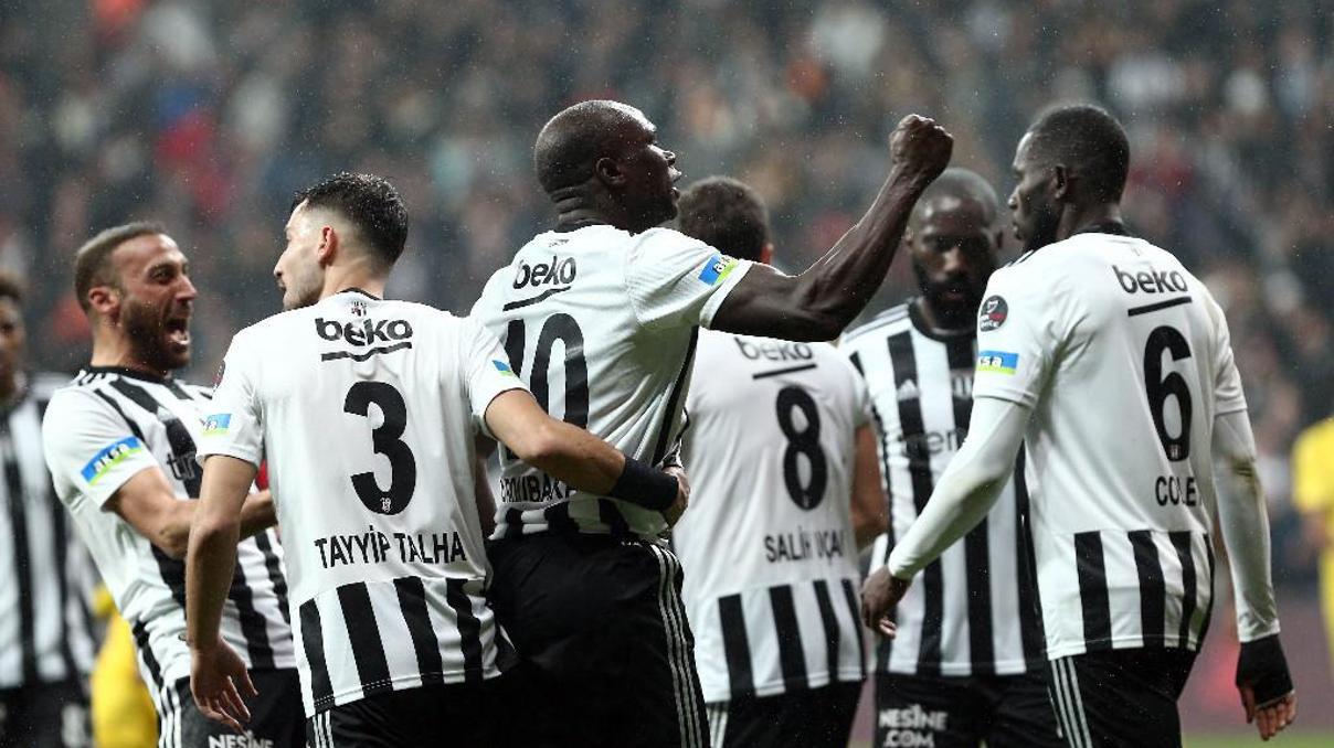 Beşiktaştan Rosier ve Tayyip Talha Sanuç’un sakatlık durumlarıyla ilgili açıklama Beşiktaştan Rosier ve Tayyip Talha Sanuç’un sakatlık durumlarıyla ilgili açıklama