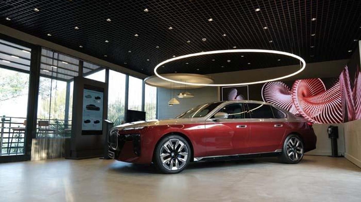 BMW’den yeni satış konsepti