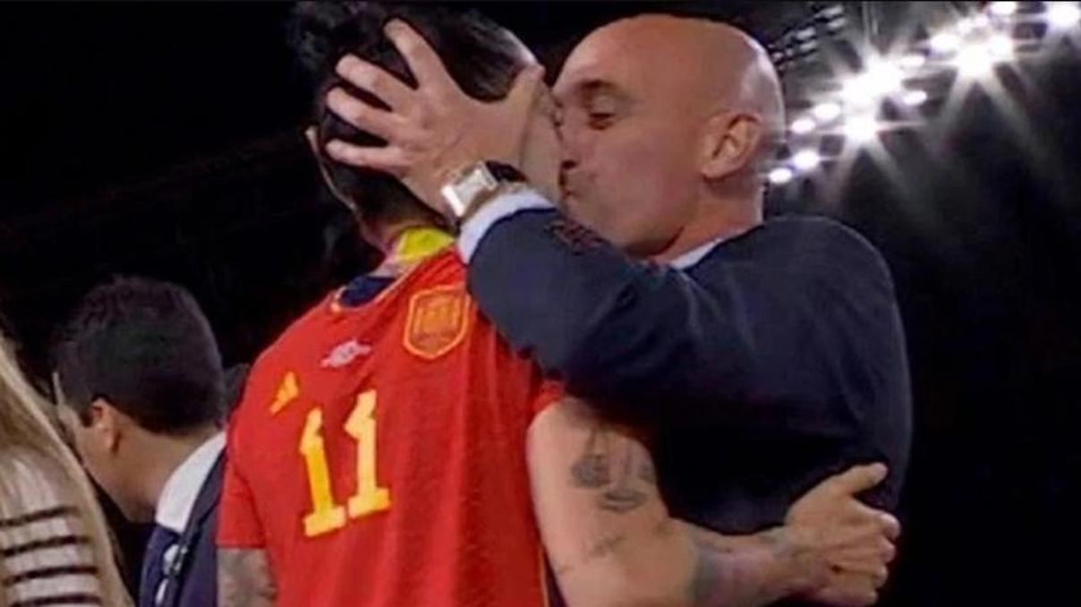 FIFA, Luis Rubiales hakkında disiplin soruşturması başlattı