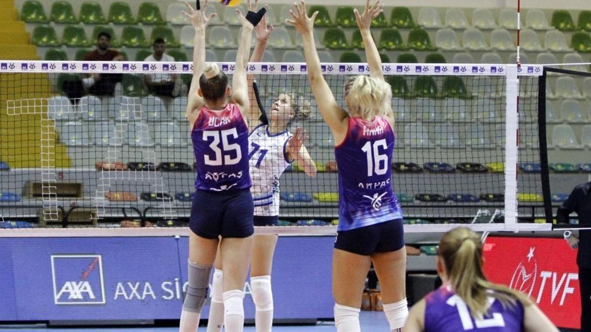 Kadınlar Kupa Voley’de çeyrek finale yükselen son 4 takım belli oldu Kadınlar Kupa Voley’de çeyrek finale yükselen son 4 takım belli oldu