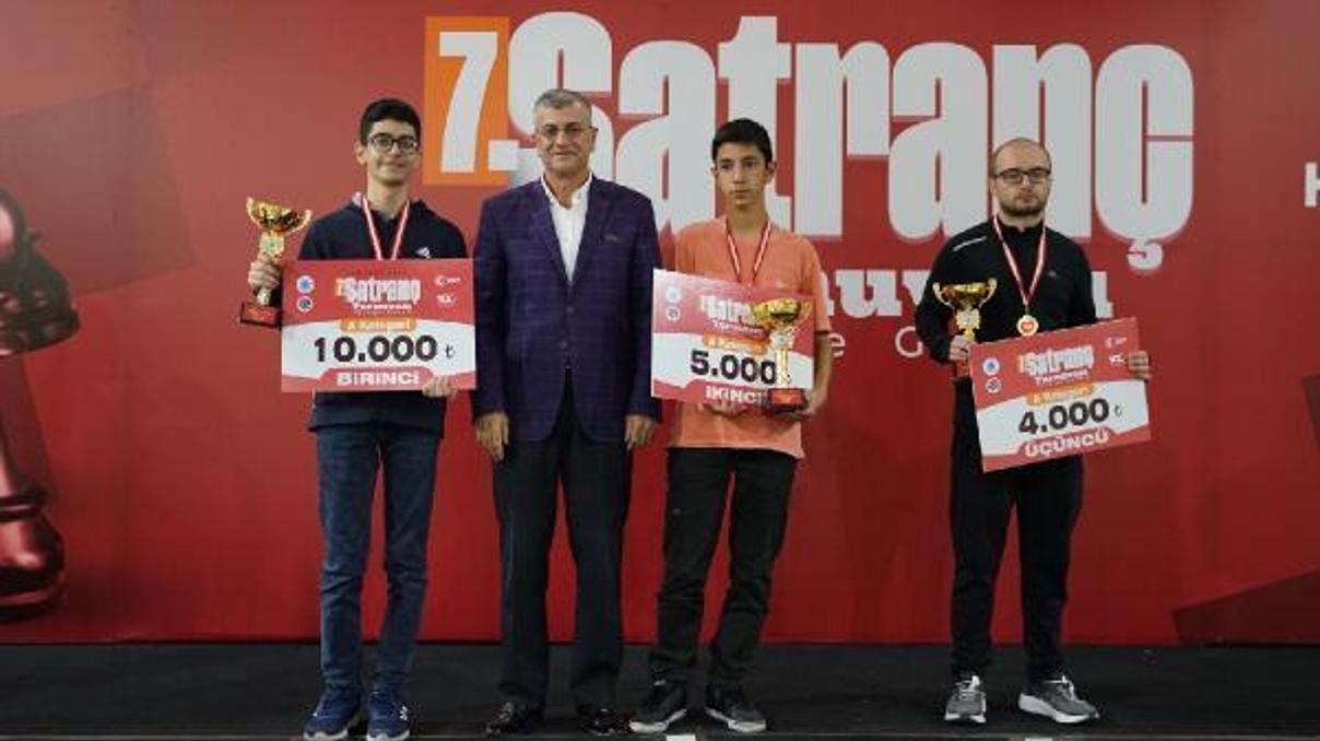 Türkiye Satranç Turnuvası’nda ödüller sahiplerini buldu