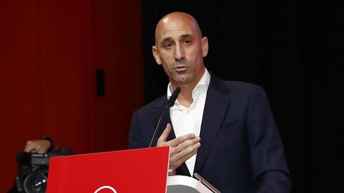 FIFAnın Rubiales için kararı belli oldu