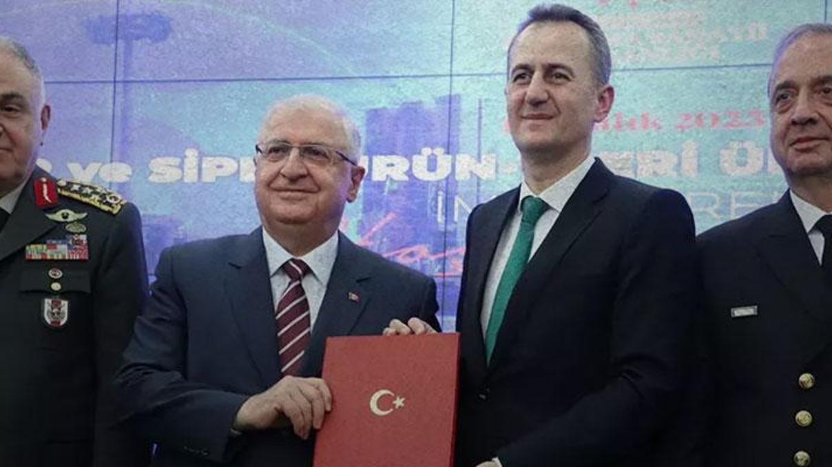 Yerli hava savunma füzeleri için seri üretim imzası Yerli hava savunma füzeleri için seri üretim imzası