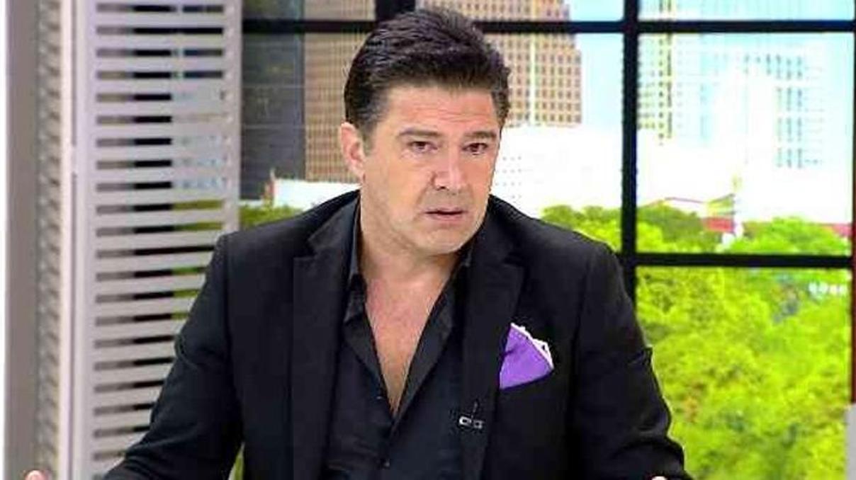 Hakan Ural gözaltına mı alındı Sosyal medyadan açıkladı Hakan Ural gözaltına mı alındı Sosyal medyadan açıkladı