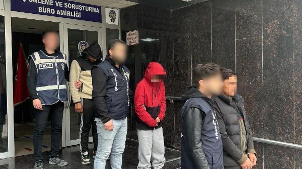 İş makinesinin parçalarını çalarken suçüstü yakalandılar