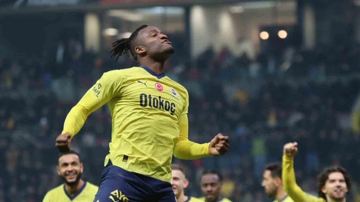 Fenerbahçeli yıldıza Adadan kanca