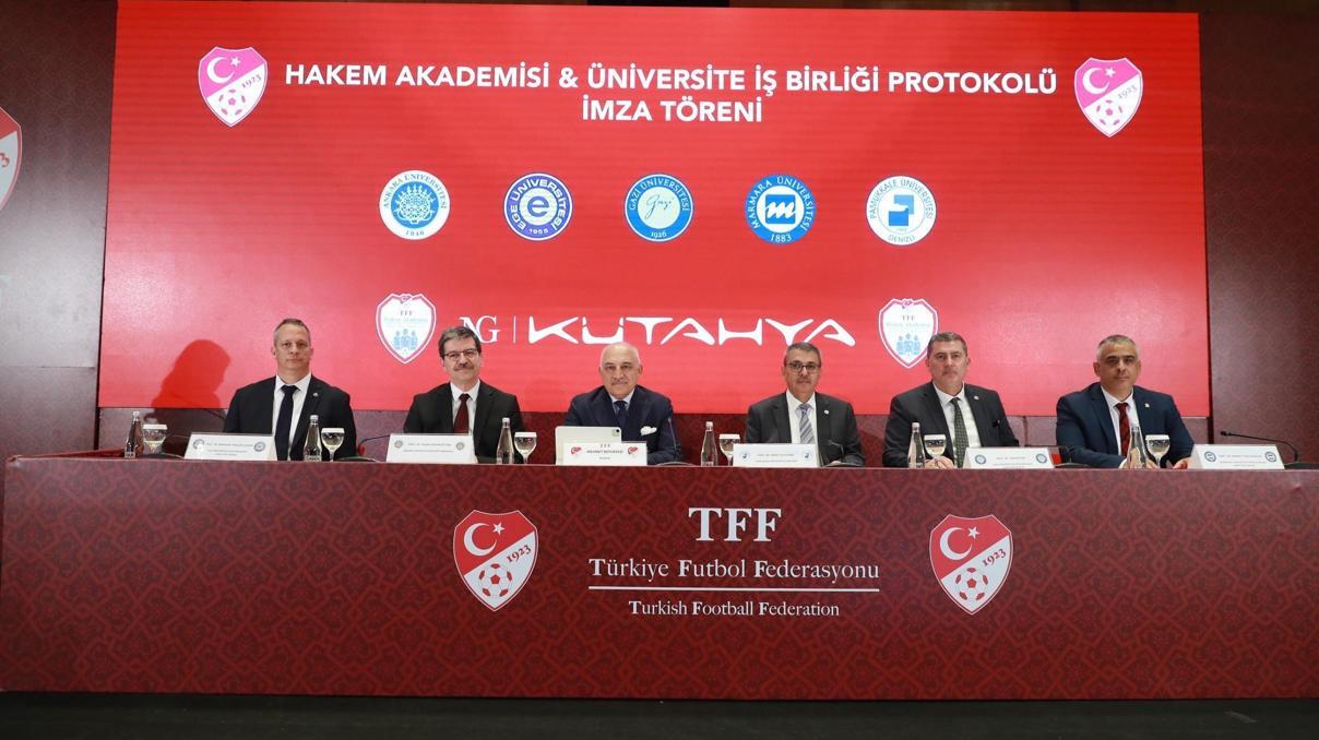 TFF Başkanı Mehmet Büyükekşi: Türk futbolunda yine bir ilk