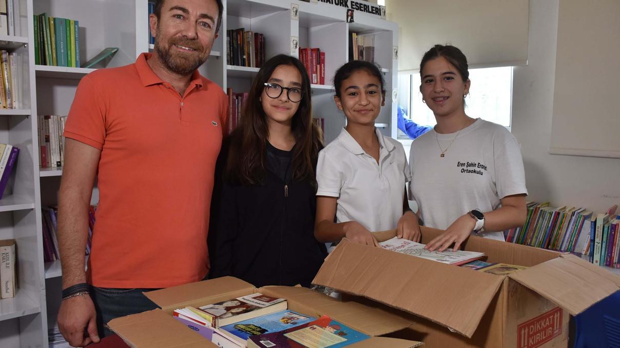İzmirde ortaokul öğrencilerinden kardeş okula kitap bağışı İzmirde ortaokul öğrencilerinden kardeş okula kitap bağışı