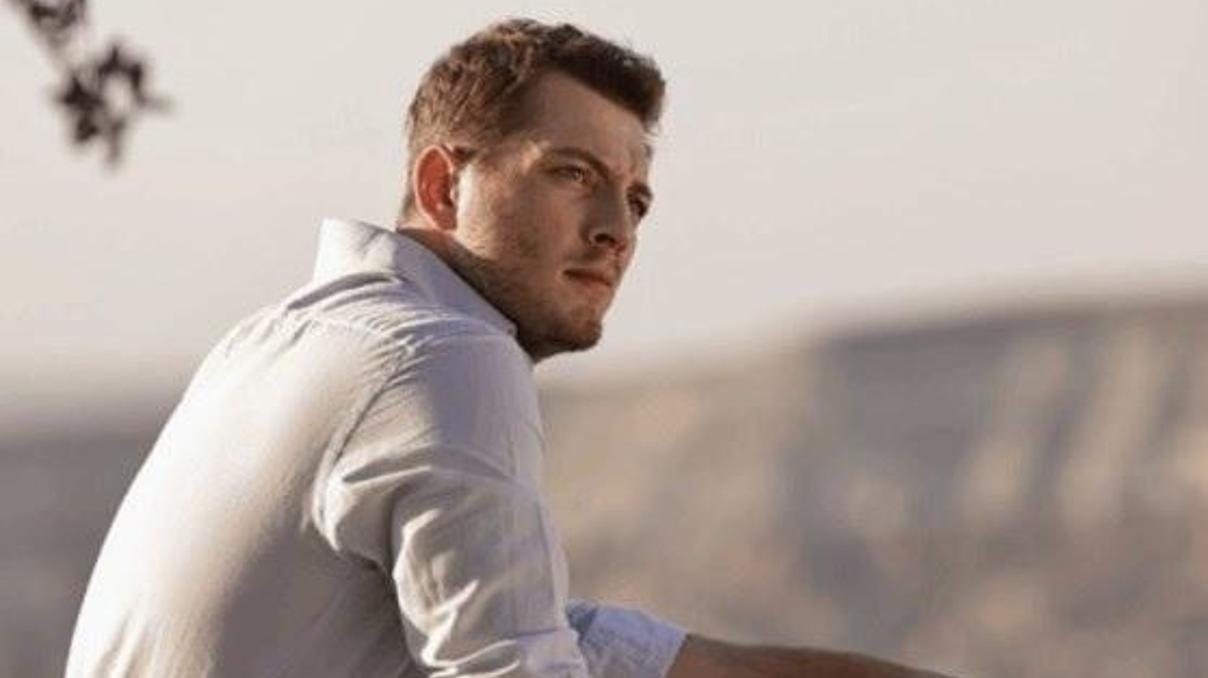 Siyah Kalpin Cihanı Burak Tozkoparan kimdir Burak Tozkoparan kaç yaşında Siyah Kalpin Cihanı Burak Tozkoparan kimdir Burak Tozkoparan kaç yaşında
