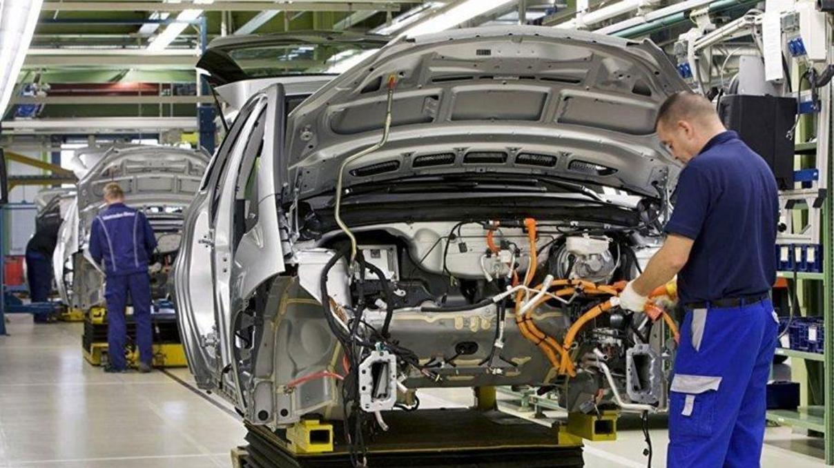 2024te otomotiv üretimi yüzde 7 azaldı 2024te otomotiv üretimi yüzde 7 azaldı