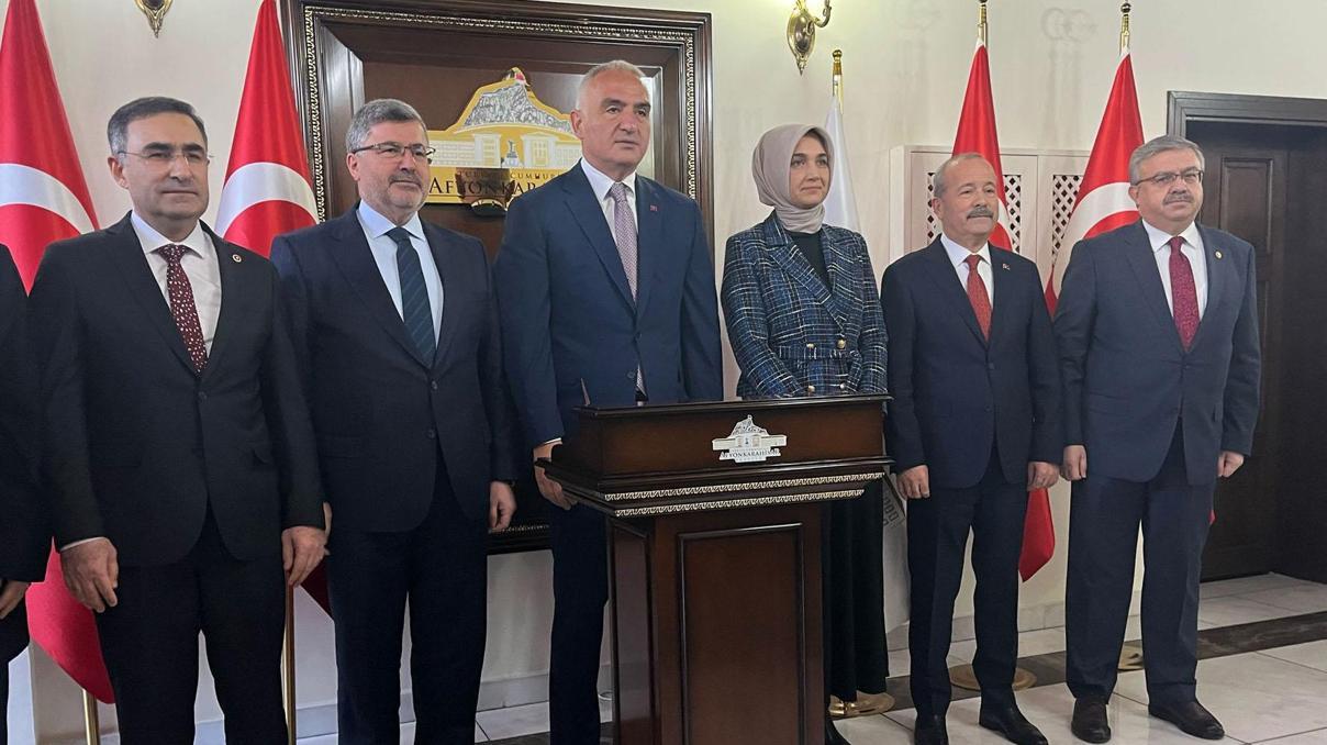 Bakan Ersoy: Kültür Yolu Festivali projesine diğer şehirlerimizi kademeli dahil edeceğiz Bakan Ersoy: Kültür Yolu Festivali projesine diğer şehirlerimizi kademeli dahil edeceğiz