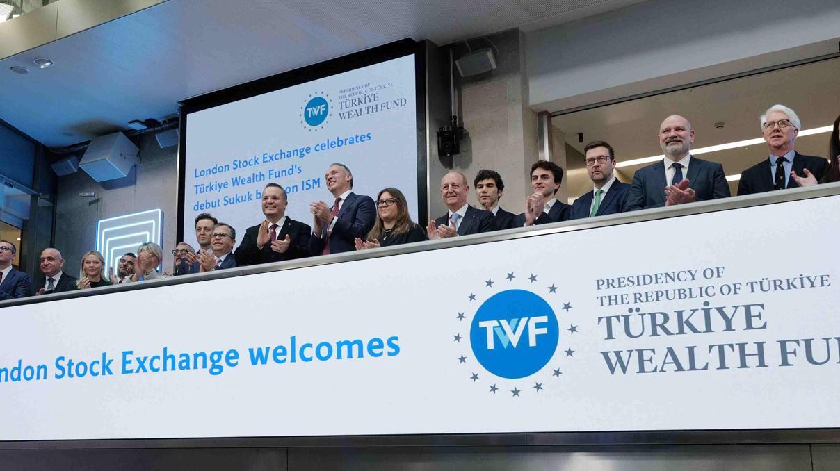 Londra Borsasında gong, Türkiye Varlık Fonunun rekor taleple tamamlanan sukuk ihracı için çaldı