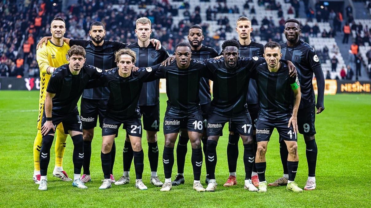 Samsunsporda taraftarlarla yaşanan Emre Kılınç gerilimi tatlıya bağlandı