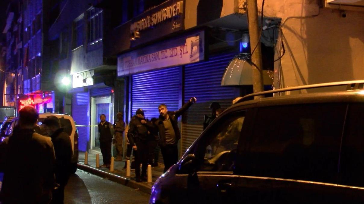 İstanbul- Kağıthane’de eğlence mekanına el bombası atıldı: 7 yaralı İstanbul- Kağıthane’de eğlence mekanına el bombası atıldı: 7 yaralı