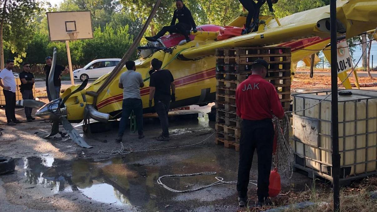 Adanada göle düşen yangın söndürme uçağının enkazı 8 gün sonra çıkarıldı